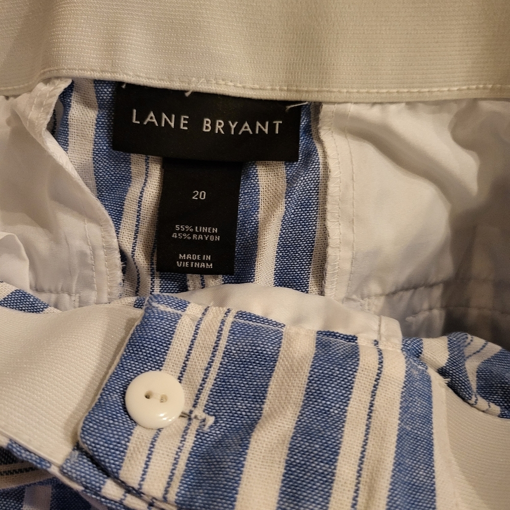 Linen dressy shorts